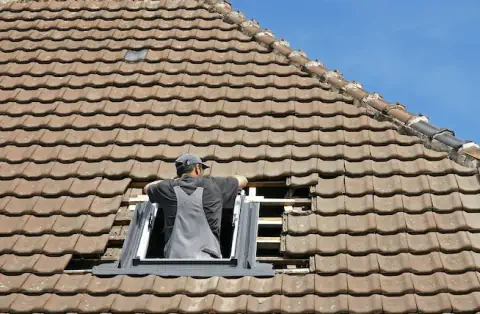 Pose de velux à Marans